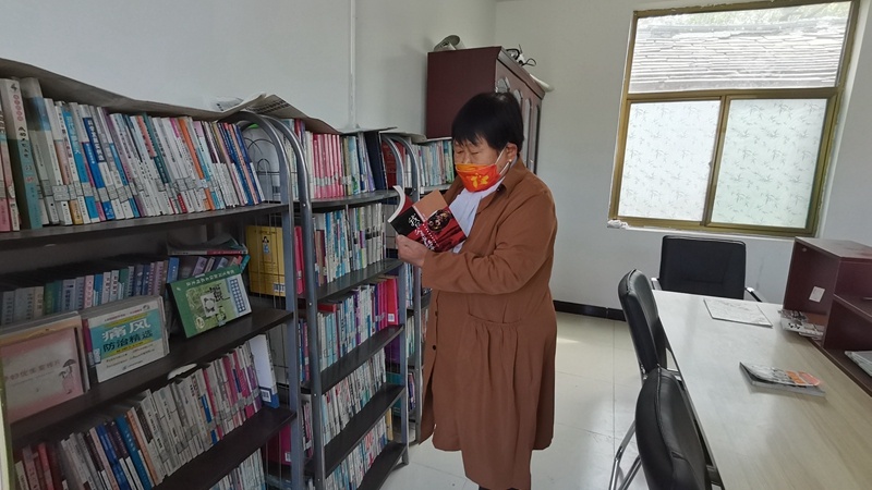 满城区白龙乡的“农家女书社”。靳烨 摄
