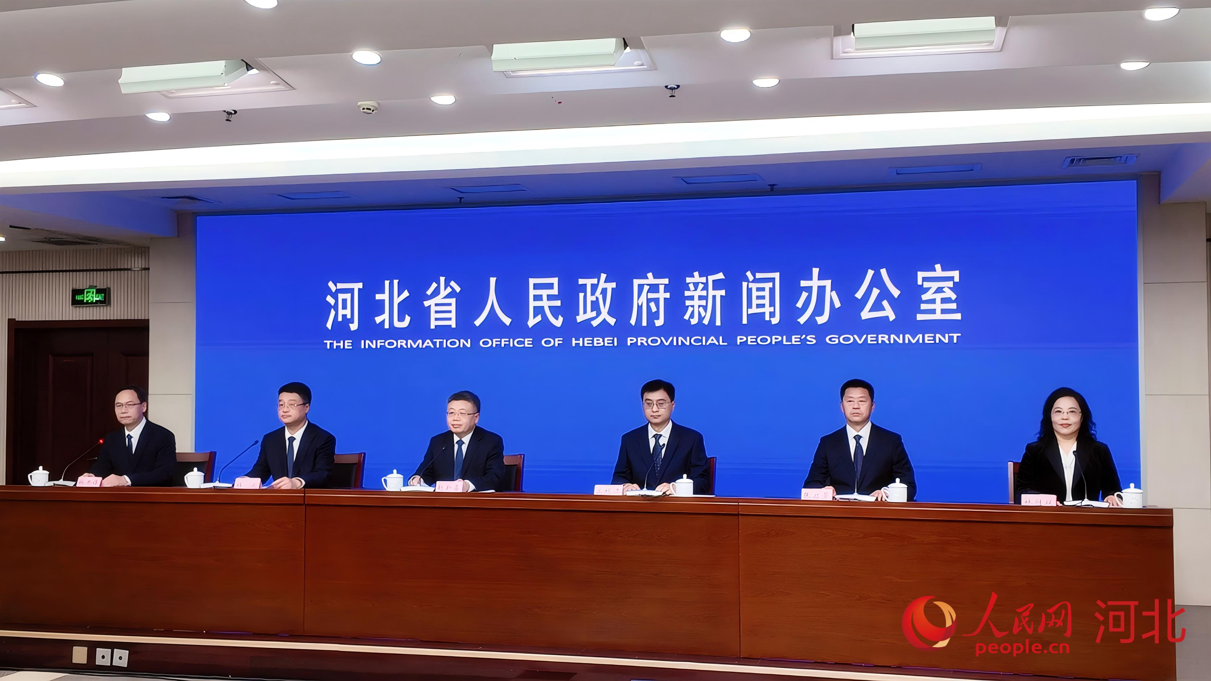 新闻发布会现场。人民网记者 方童摄